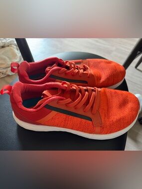 Whitin Bright Orange Athletic Shoes 13M